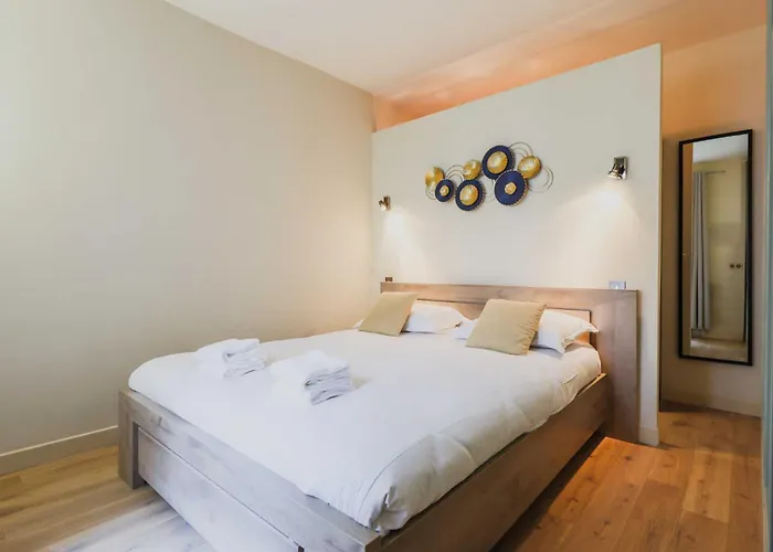 Modern Flat - 1bd-4p - Parc Monceau Parijs